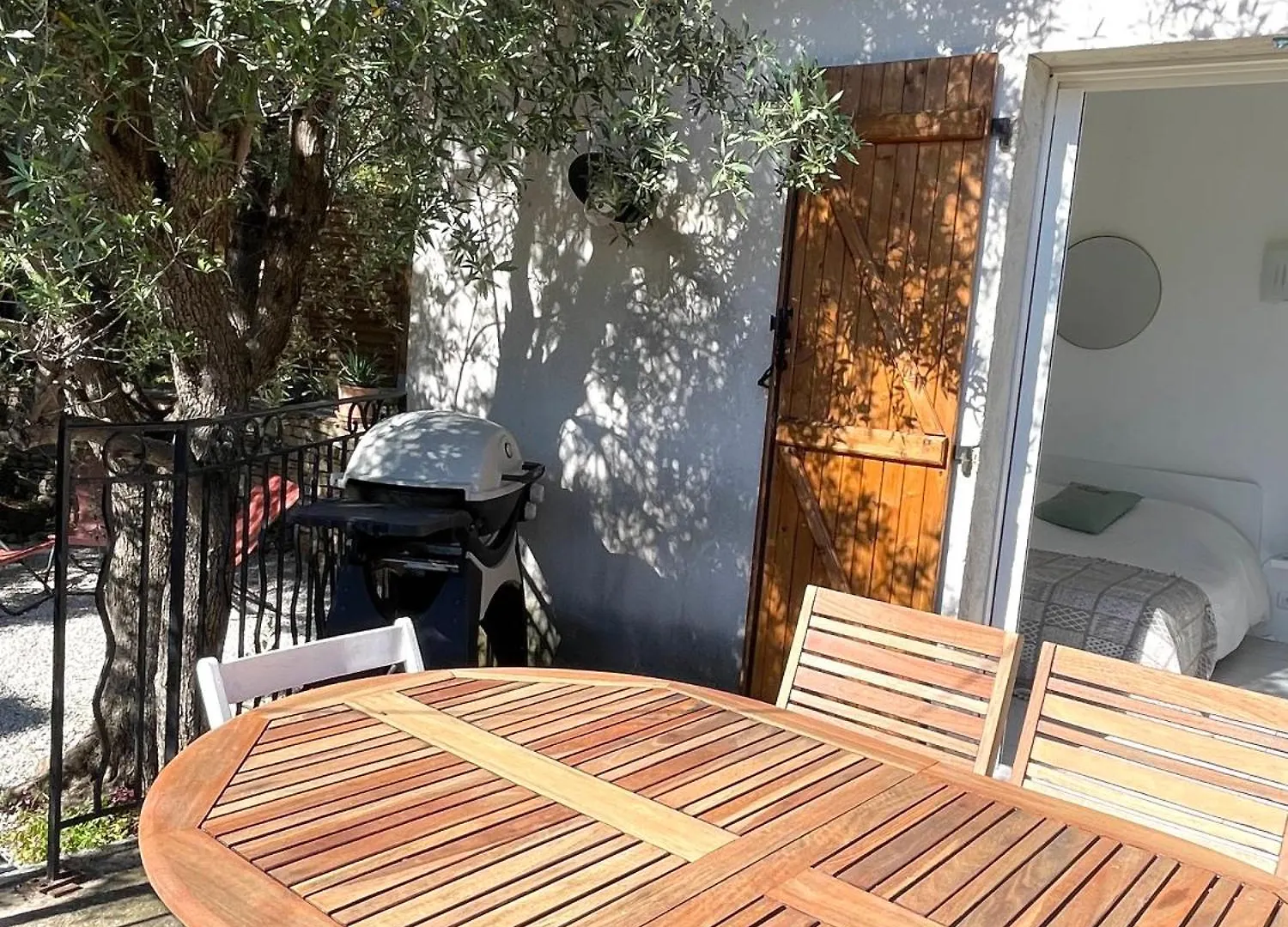 Hébergement de vacances Villa Maison Au Calme Avec Jardin Et Parking, Proche De Tout ! à La Ciotat