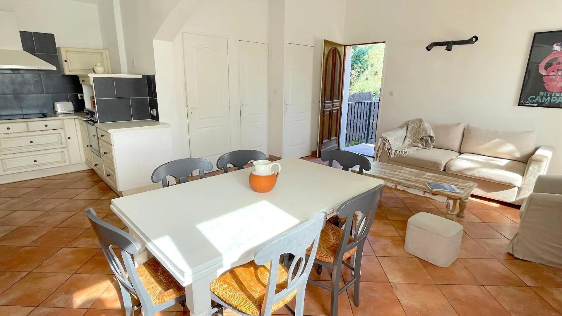 Hébergement de vacances Villa Maison Au Calme Avec Jardin Et Parking, Proche De Tout ! à La Ciotat